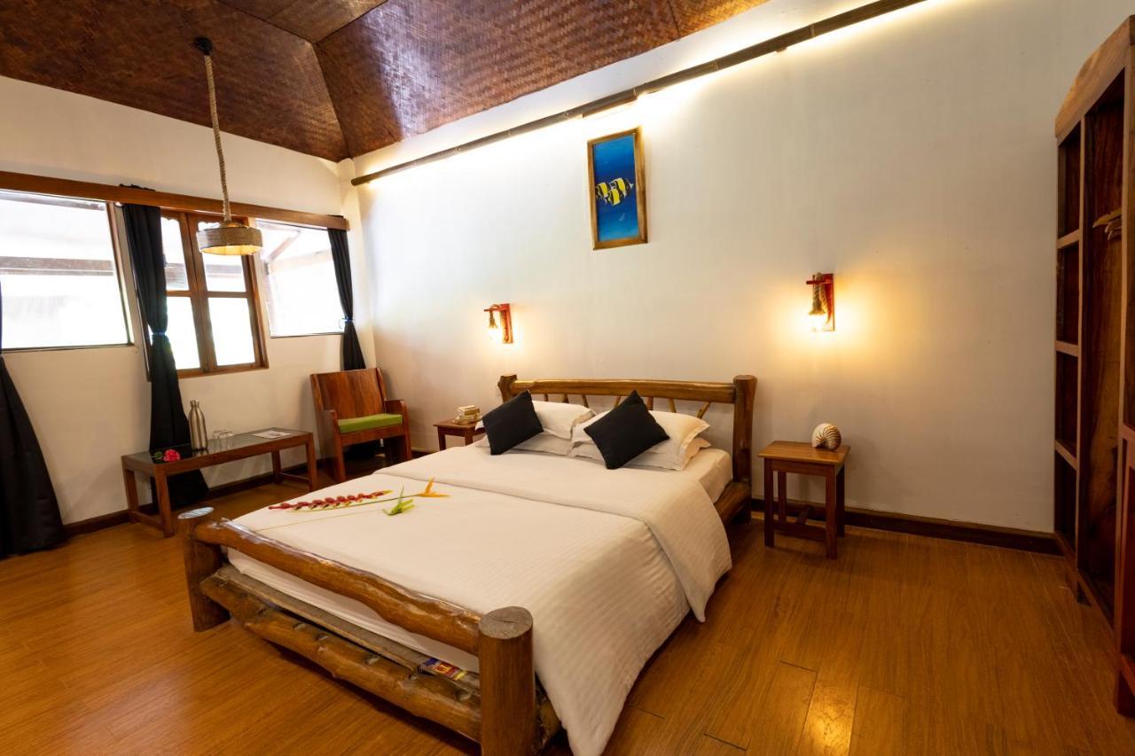 Wild Orchid Hotel Kala Pathar Beach Eksteriør billede